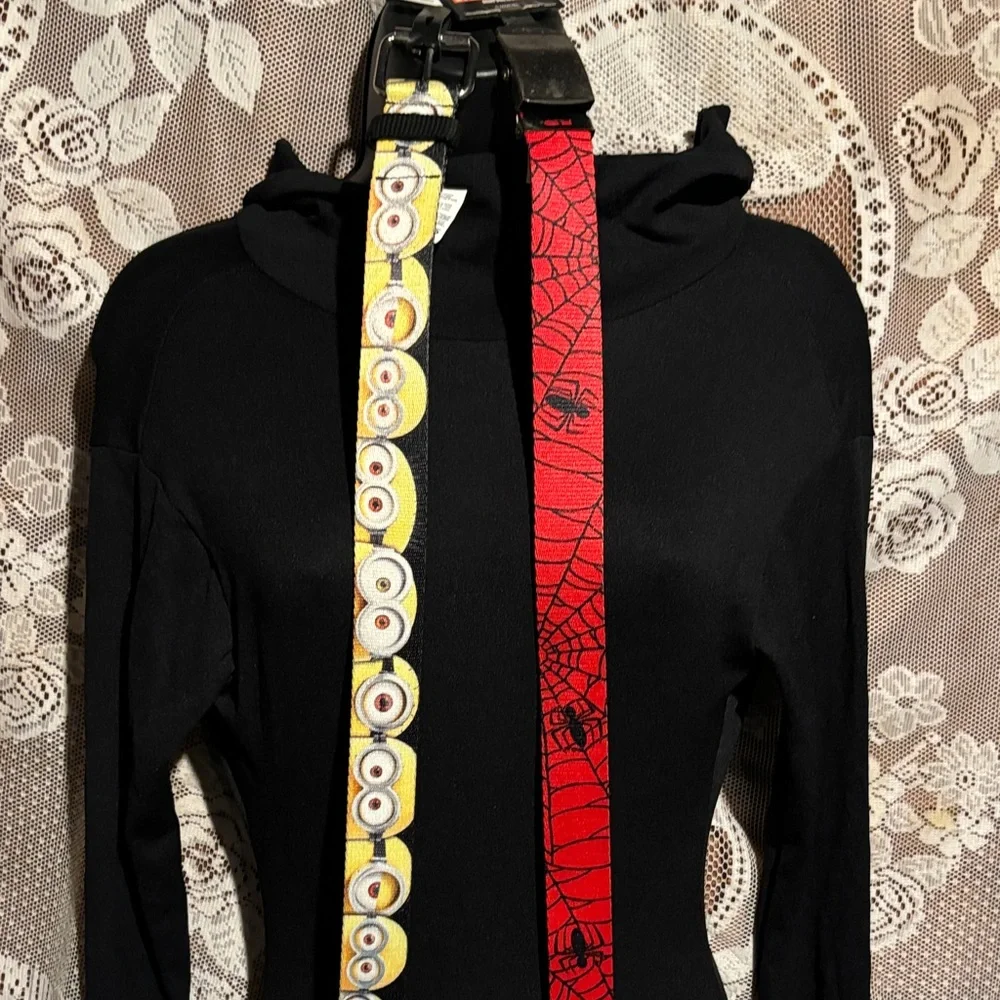 Two Graphic kids Belts marvel spider man osfm and despicable me m/l